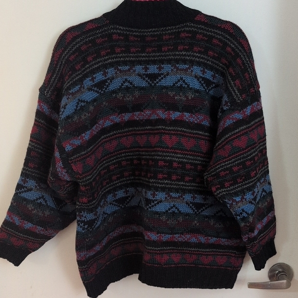 Easton Women's Black and Blue Patterned Cardigan - Picture 6 of 6